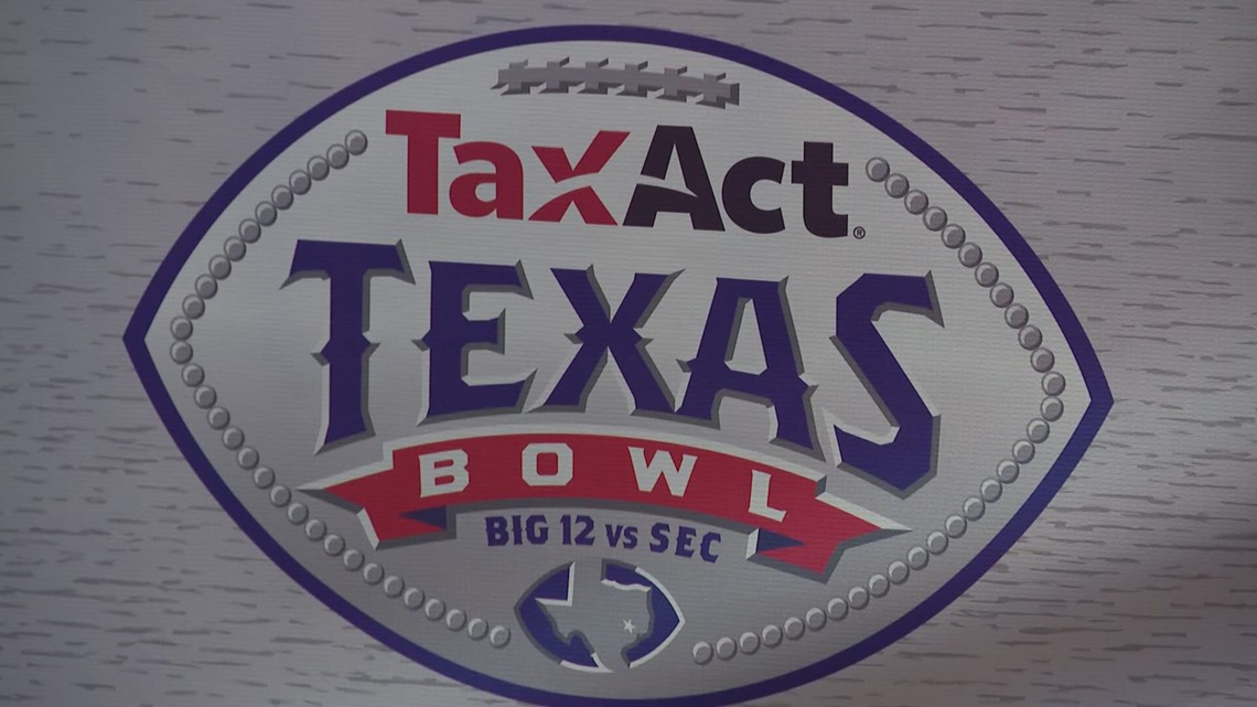 Texas A&M, Oklahoma State fans take over Houston ahead of TaxAct Texas Bowl