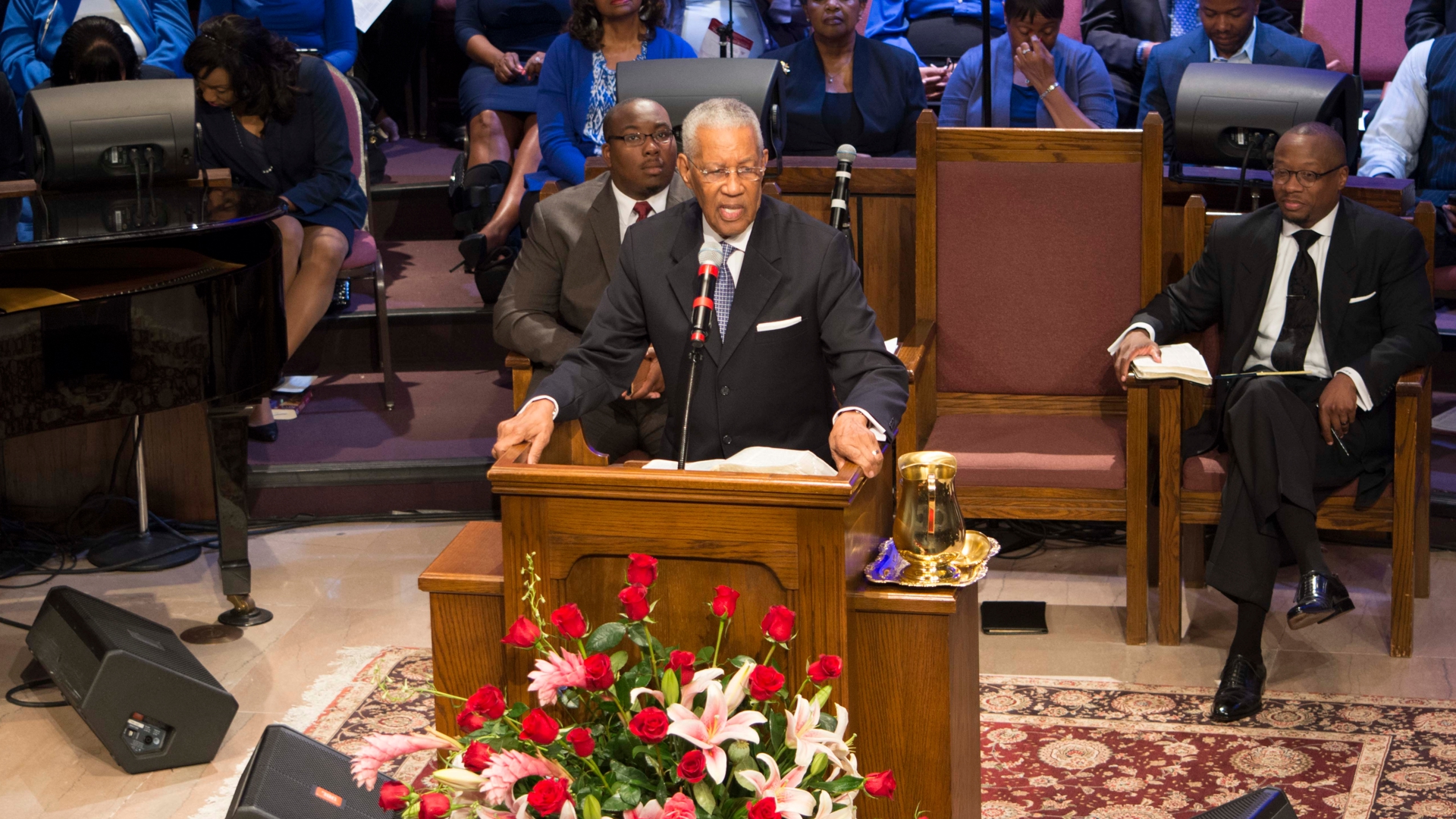 'Houston's pastor' and civil rights activist Rev. Bill Lawson has died ...