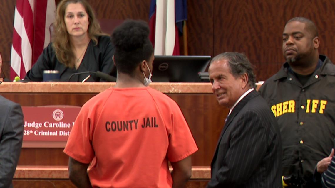 Man accused of killing girlfriend and unborn child before dumping them in a bayou faces judge