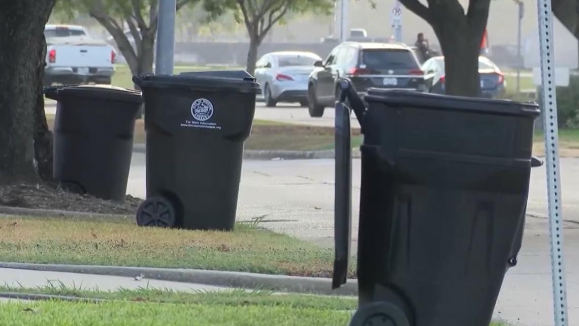 Houston City Council just days away from voting on proposed budget, including controversial $5 monthly trash fee