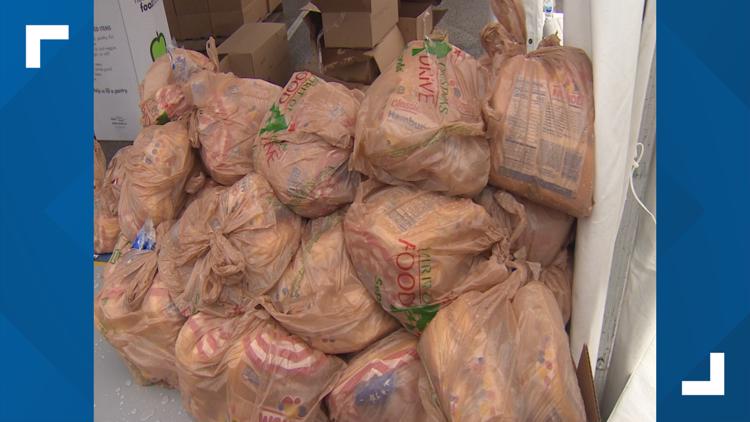 Houston Isd Food Bank Team Up For Food Giveaway 