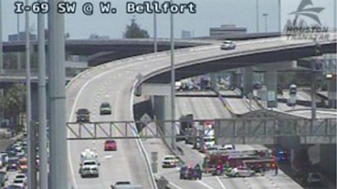 One dead after 18-wheeler crash on Southwest Freeway at Beltway 8 ...