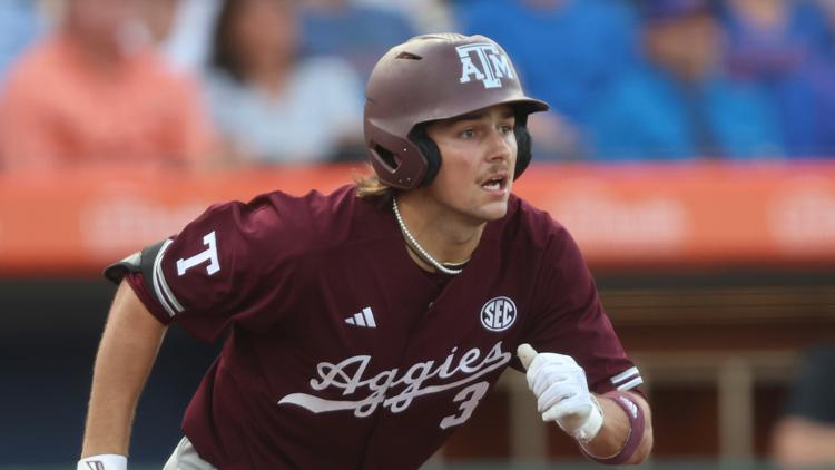 Kaeden Kent's grand slam leads Aggies to College World Series | khou.com