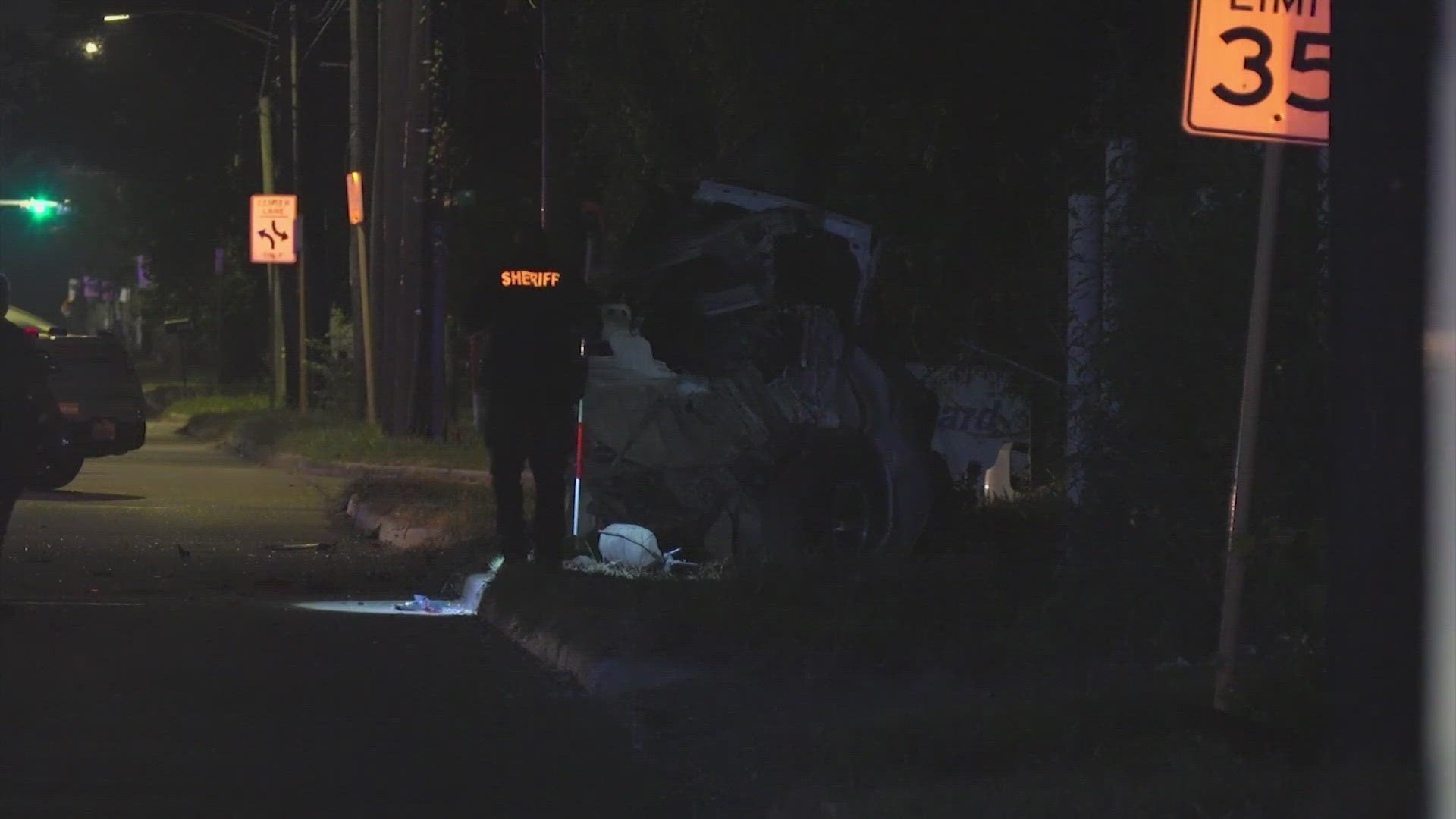 Driver dead after car crashes into electric pole in east Harris County ...