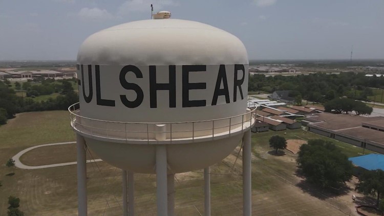 Fulshear residents encouraged to boil water after power surge
