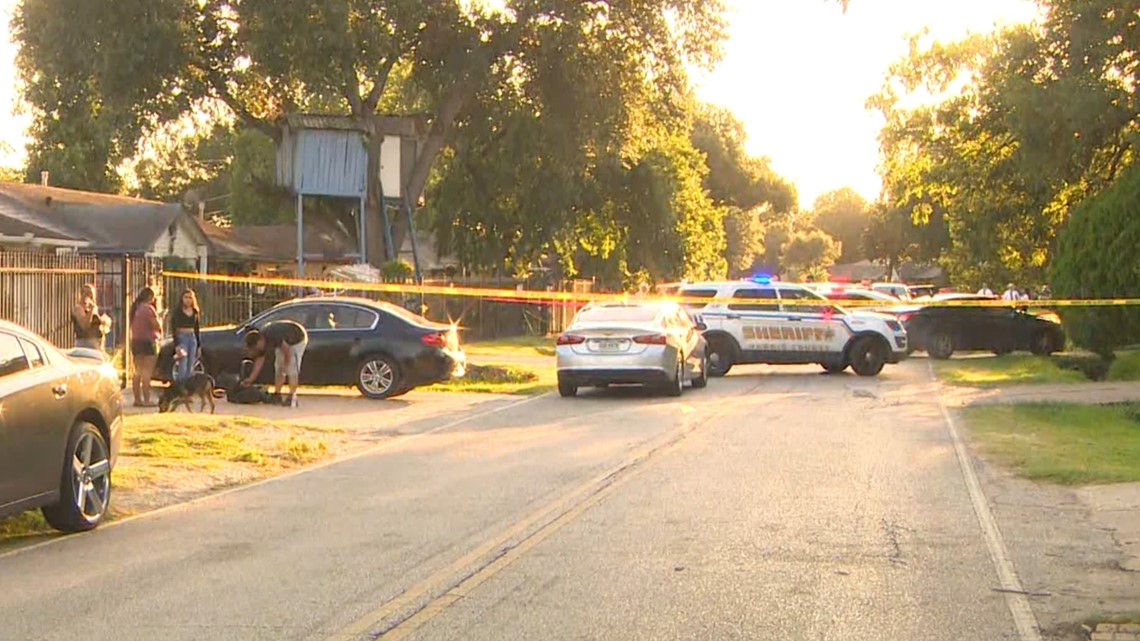 Fight between family members ends in shooting Houston news