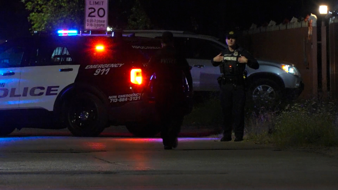 HCSO: 1 dead, 2 critically injured in shooting at basketball court in ...
