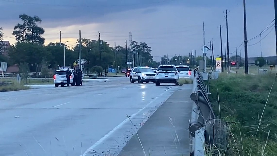 Man returning from exercising killed crossing road