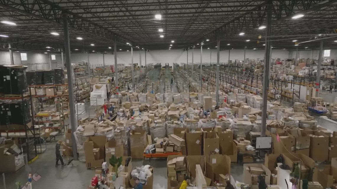 What happens to gifts you return to stores? - Vimarsana News