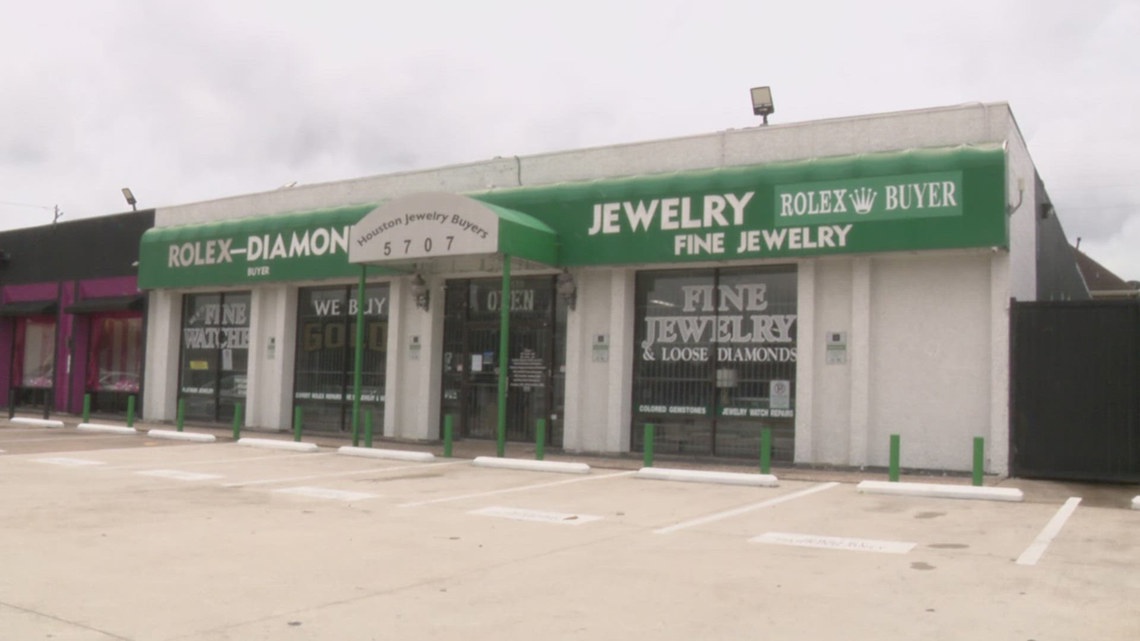 Michael Crouch and Victor Manuel Ortega face felony charges of selling counterfeit jewelry worth up to $300,000 in Houston, according to court documents.