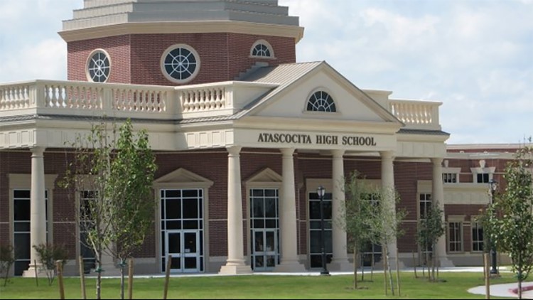 Adults, students involved in fights at Atascocita High School last week, principal says