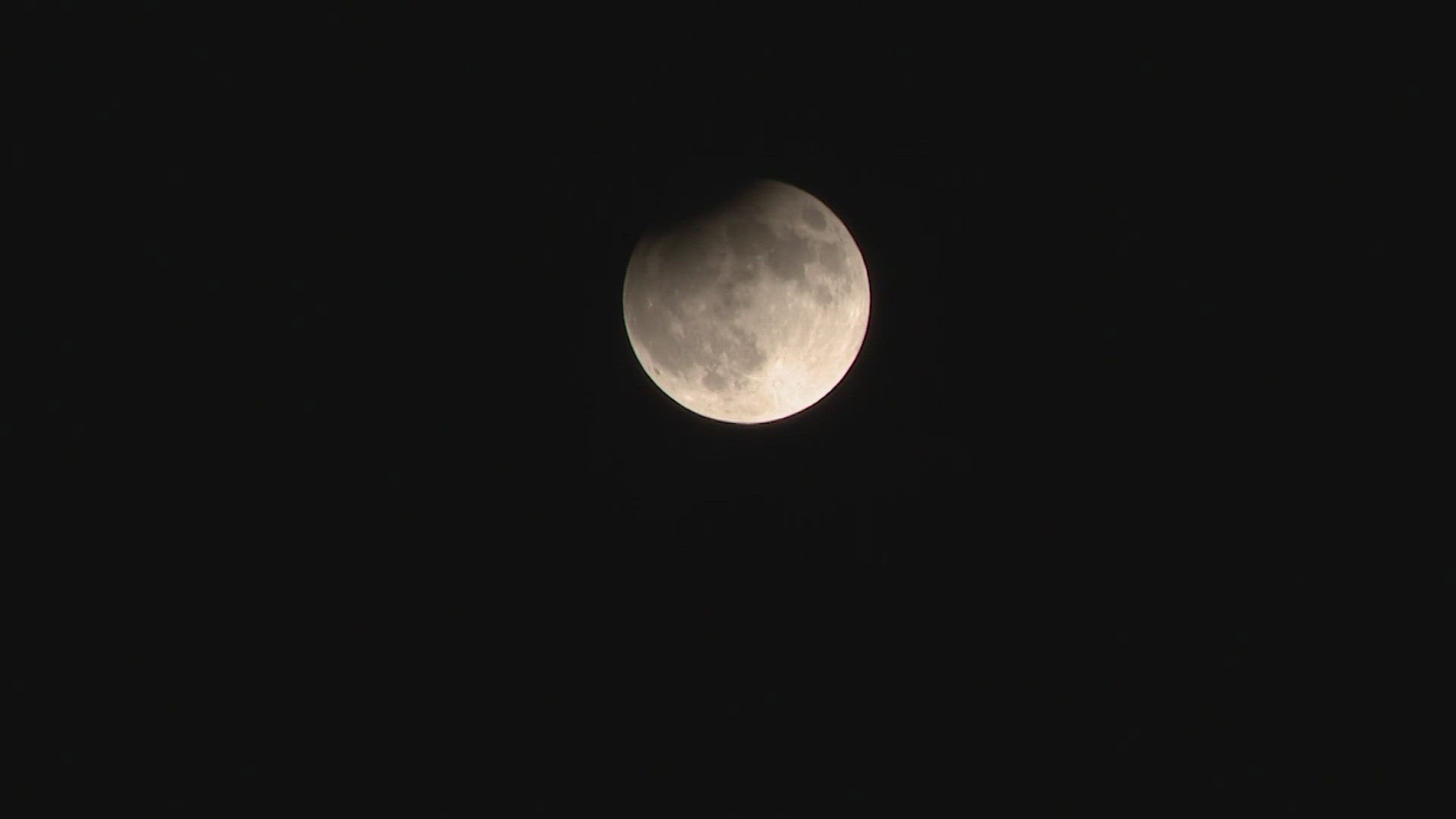 This is video of the Super full harvest moon partial lunar eclipse as seen over the Houston area on Tuesday.