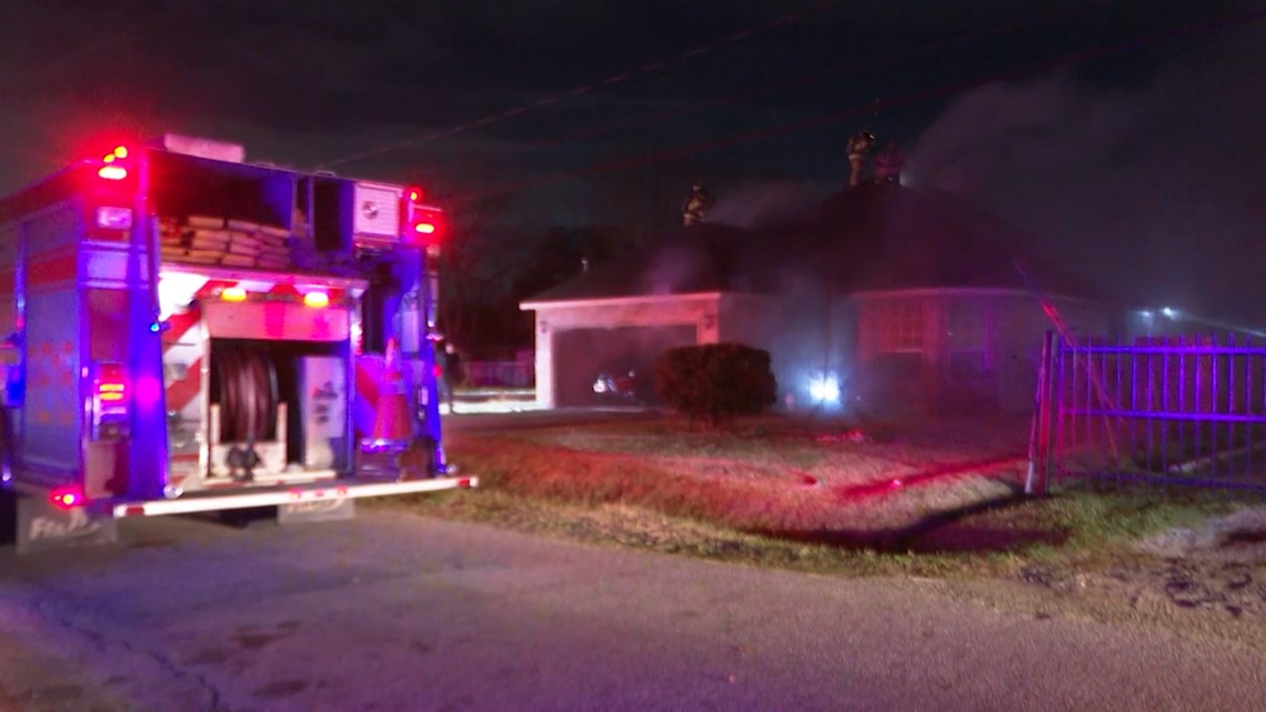 Man accused of killing uncle, setting house on fire in Sunnyside | khou.com