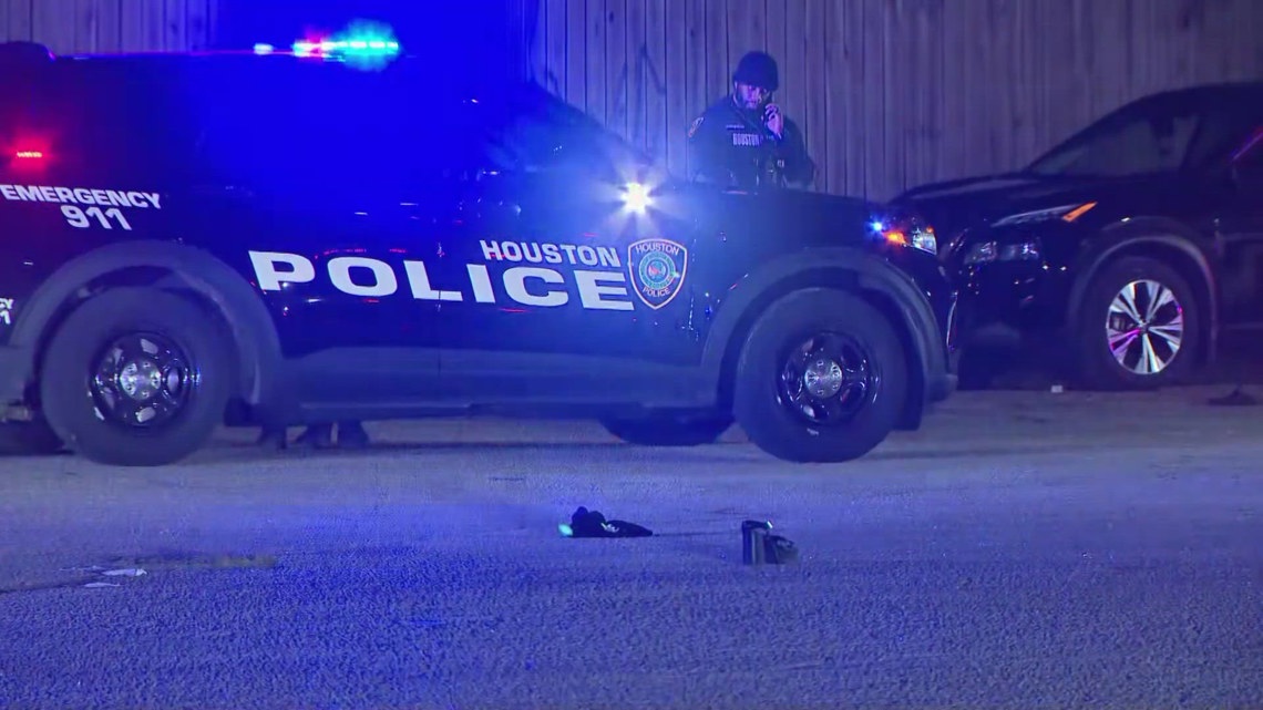 Man dead, woman hurt in shooting in southwest Houston, police say ...