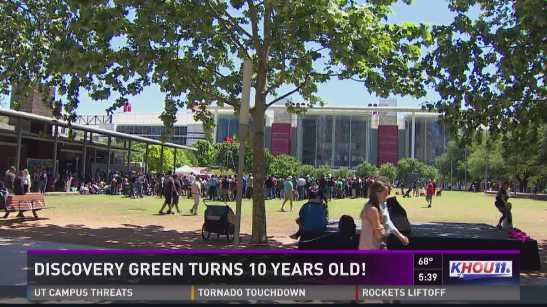 Discovery Green is celebrating it's 10th Anniversary and the city threw a party to celebrate on Sunday. 