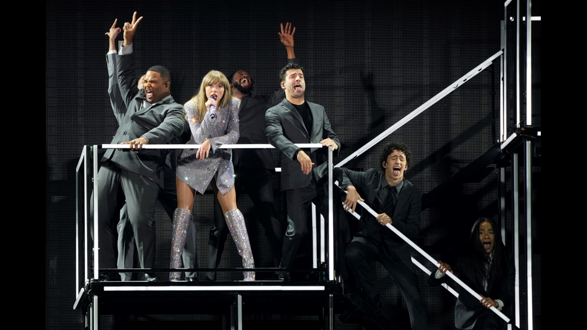 Taylor Swift Houston concerts Bag policy, parking, show times