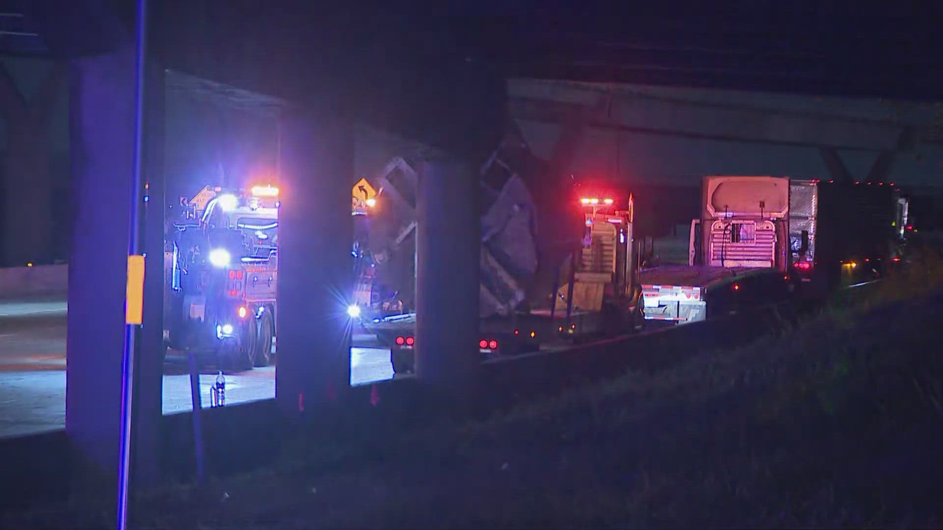 Truck Hits Houston Ave Bridge on I-10 Katy Freeway | khou.com