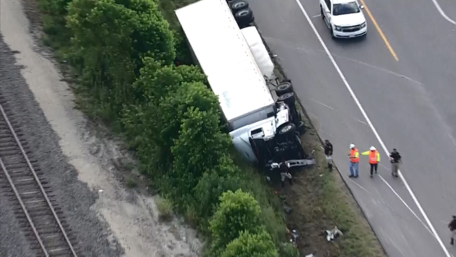 1 dead in wreck involving children on Highway 90 in Fort Bend County ...
