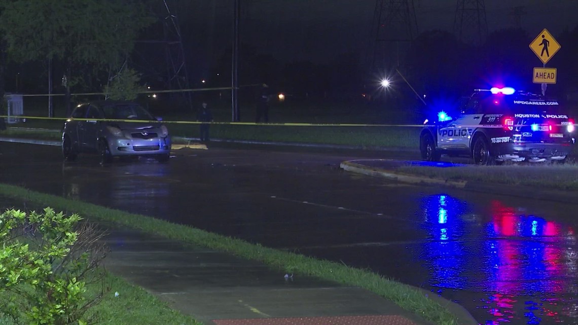 HPD: Man Dies After Being Shot To Death Following Crash In Southwest ...