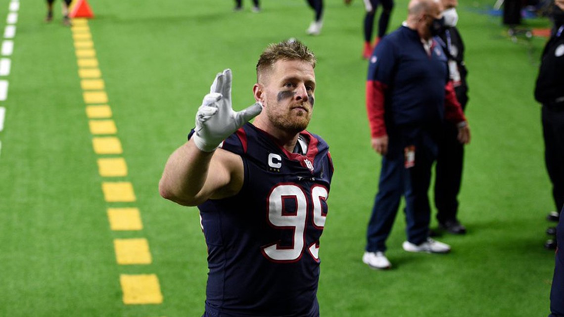 He's here! JJ Watt and his family arrive in Houston ahead of