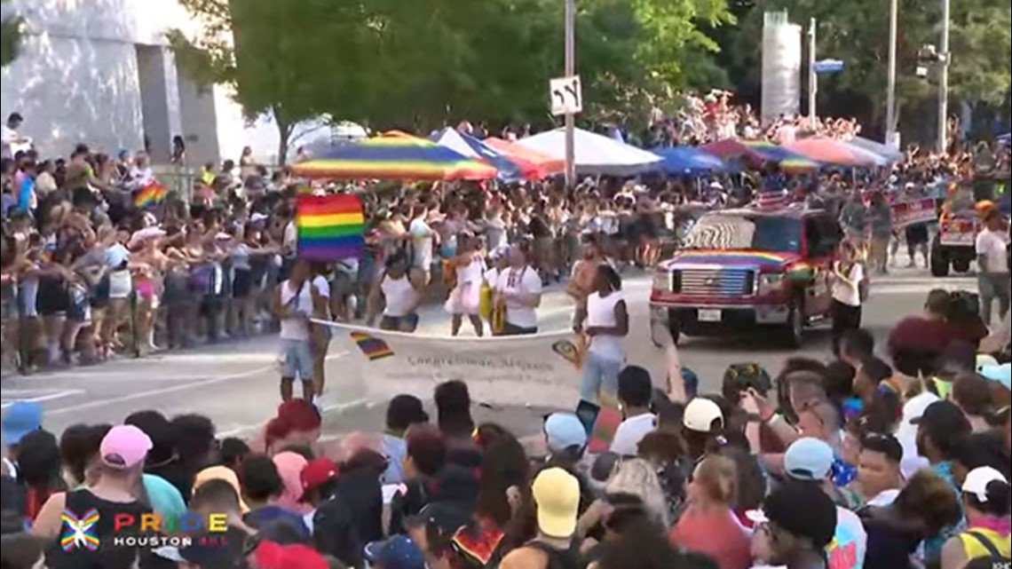 Houston merayakan parade Pride ke-44 setelah jeda 2 tahun