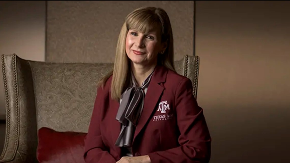 Suspended Texas A&M professor accused of criticizing Dan Patrick - Vimarsana News