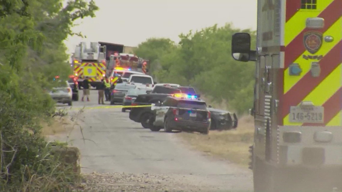 46 suspected migrants dead after being found inside hot tractor trailer in San Antonio