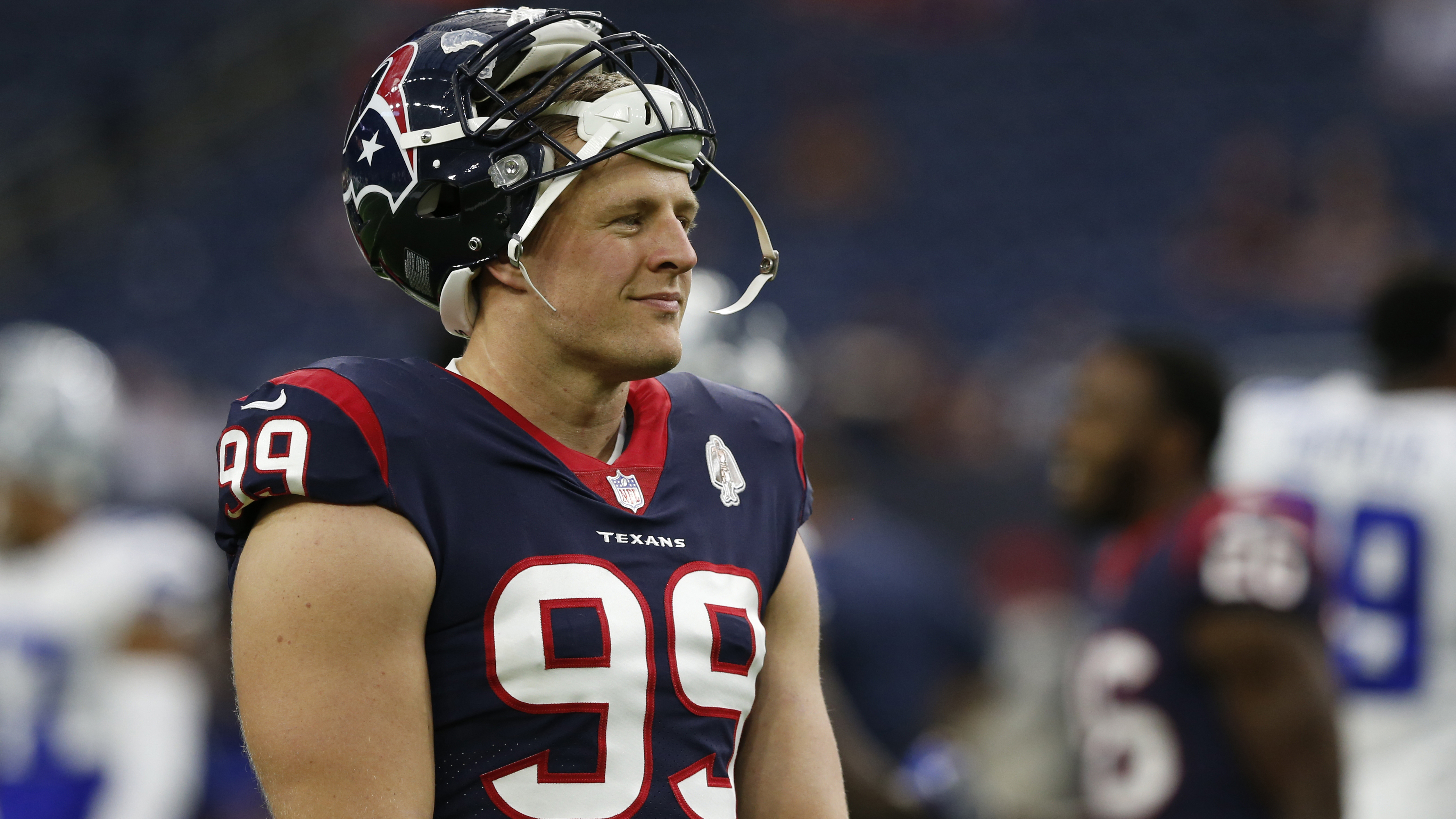 J.J. Watt personally delivers jersey to Cy-Fair ISD student