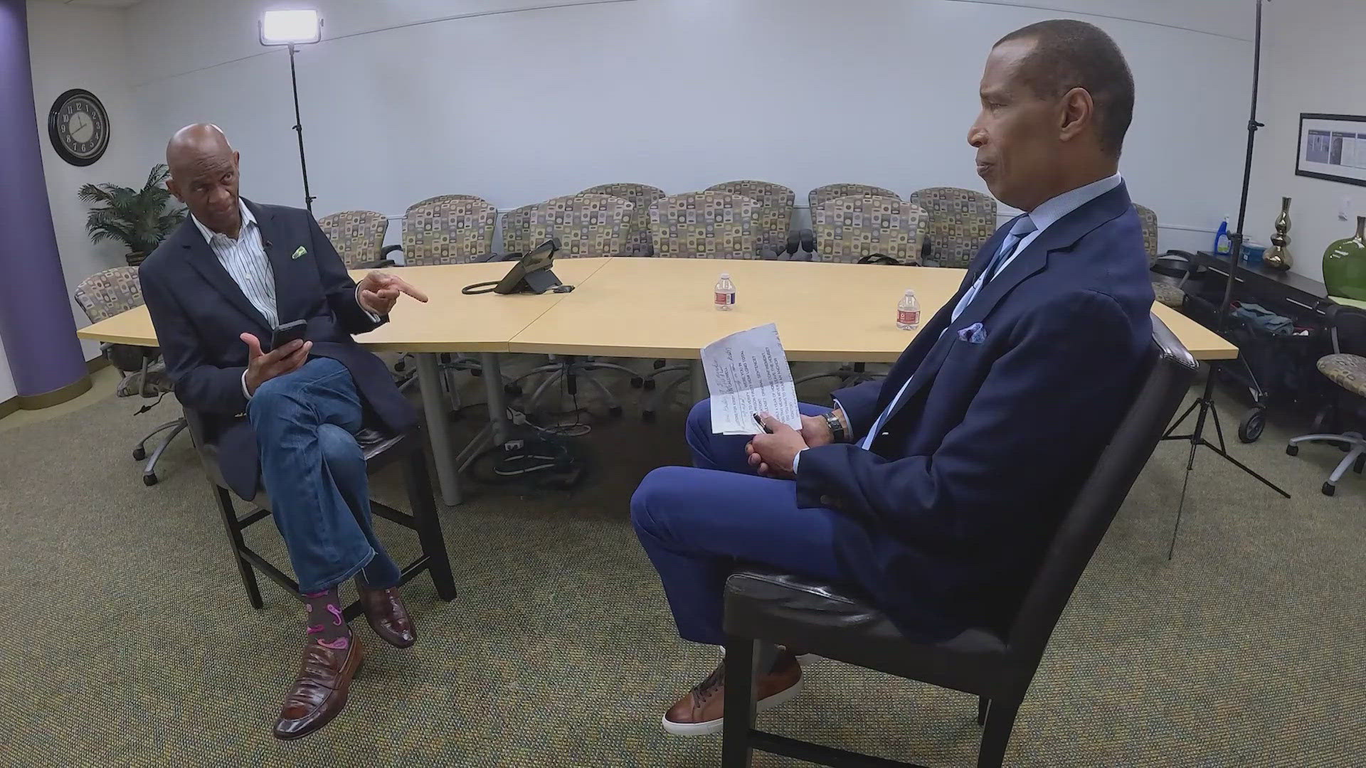 KHOU 11 anchor Len Cannon sat down with the longtime megachurch pastor, community leader and spiritual advisor to presidents for an exclusive interview.
