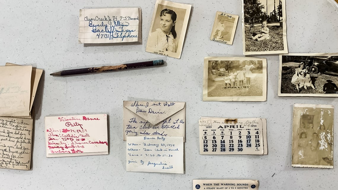 Dompet dari tahun 1959 ditemukan di CCISD dikembalikan ke keluarga