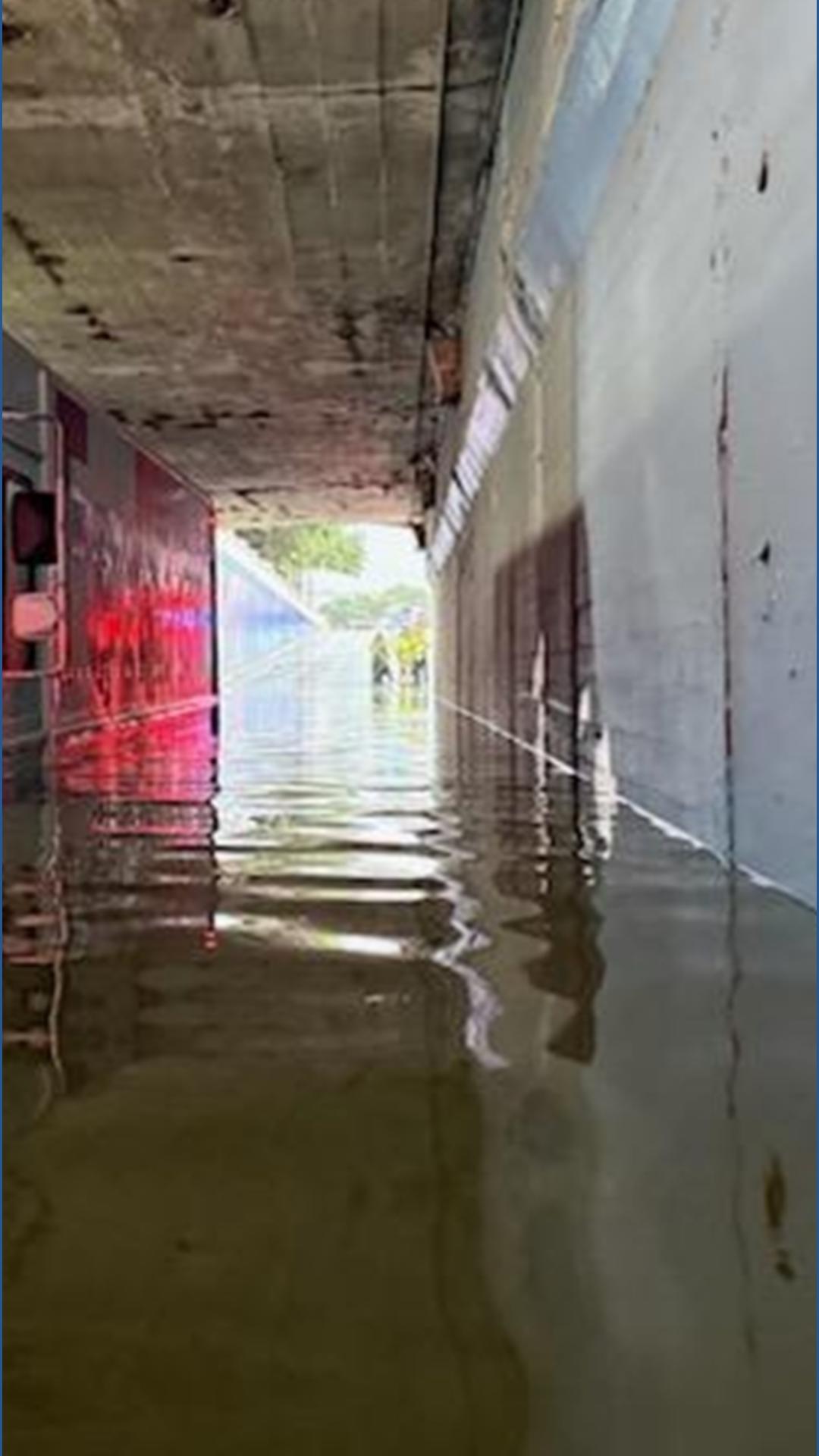 Houston weather recap: Roads closed and drivers rescued | khou.com