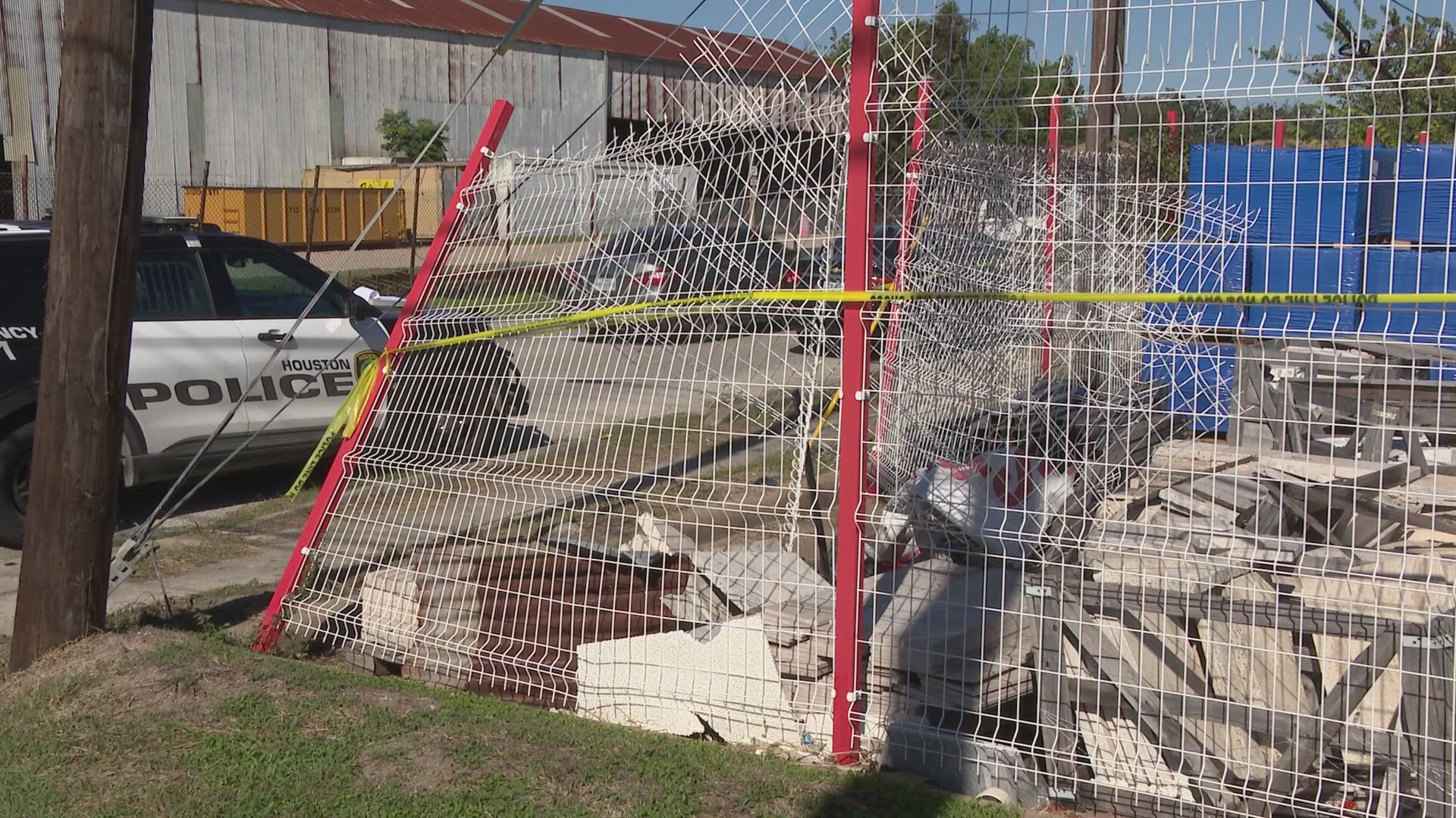 Man found dead in car riddled with bullet holes that crashed through a  fence in northwest Houston