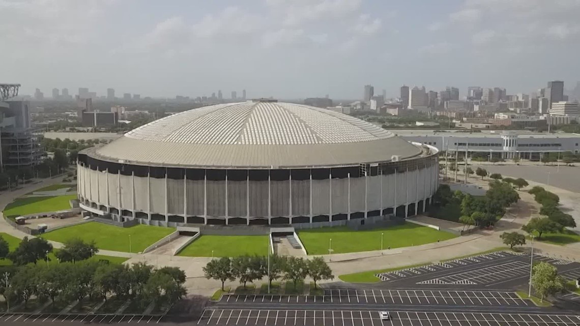 OLD PHOTOGRAPHS OF THE HOUSTON ASTRODOME