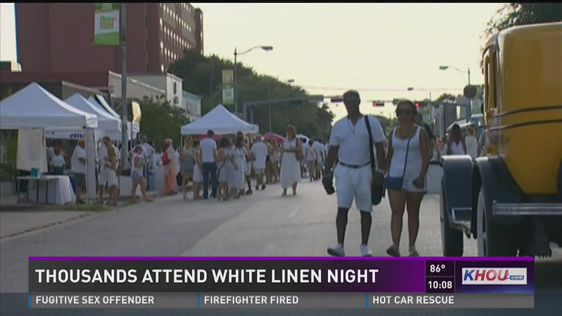 Thousands attend White Linen Night in The Heights