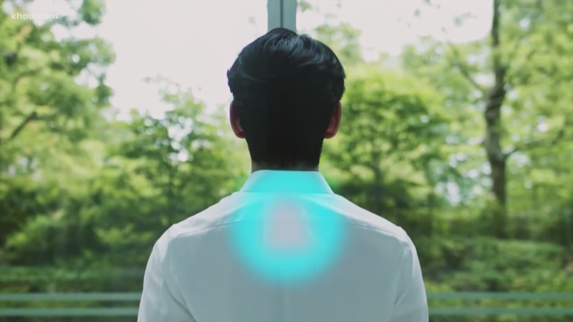 Sony is developing a wearable air conditioner that slips on the back of your shirt and is controlled by an app on your phone.