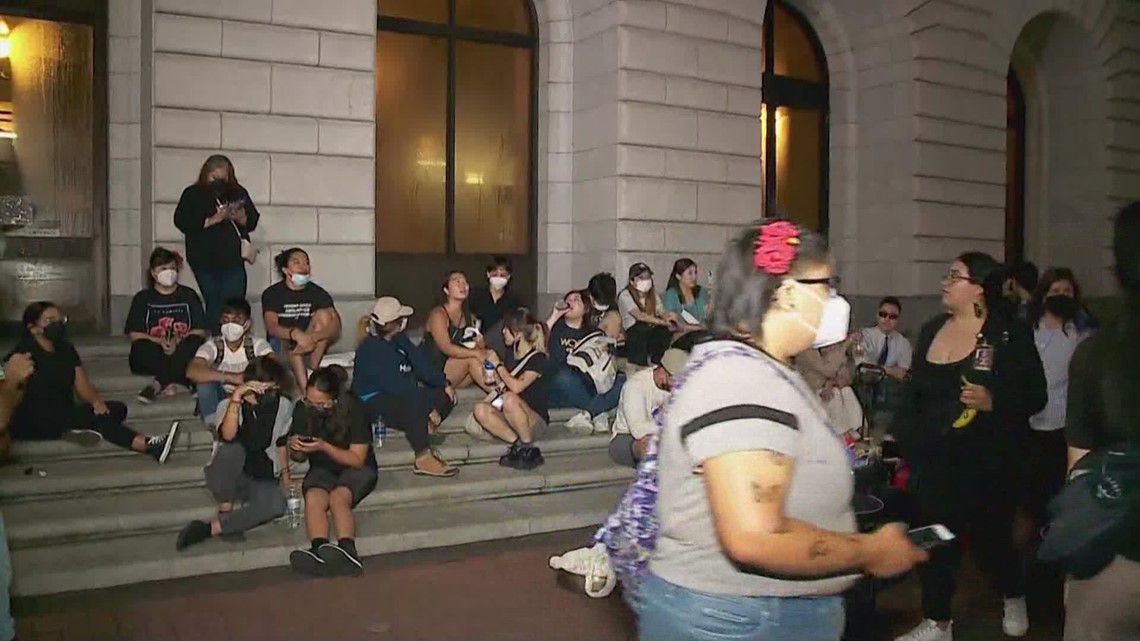Dozens of Houston 'dreamers' head to New Orleans for DACA hearing