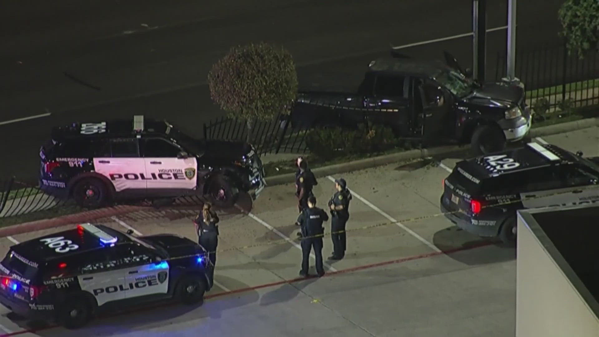Several teens arrested, 1 at large after high-speed chase in SW Houston ...