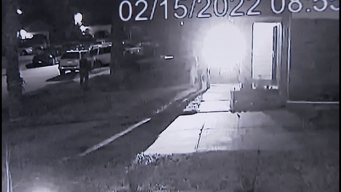 Suspect who shot at HCSO deputies identified as Navy vet | khou.com