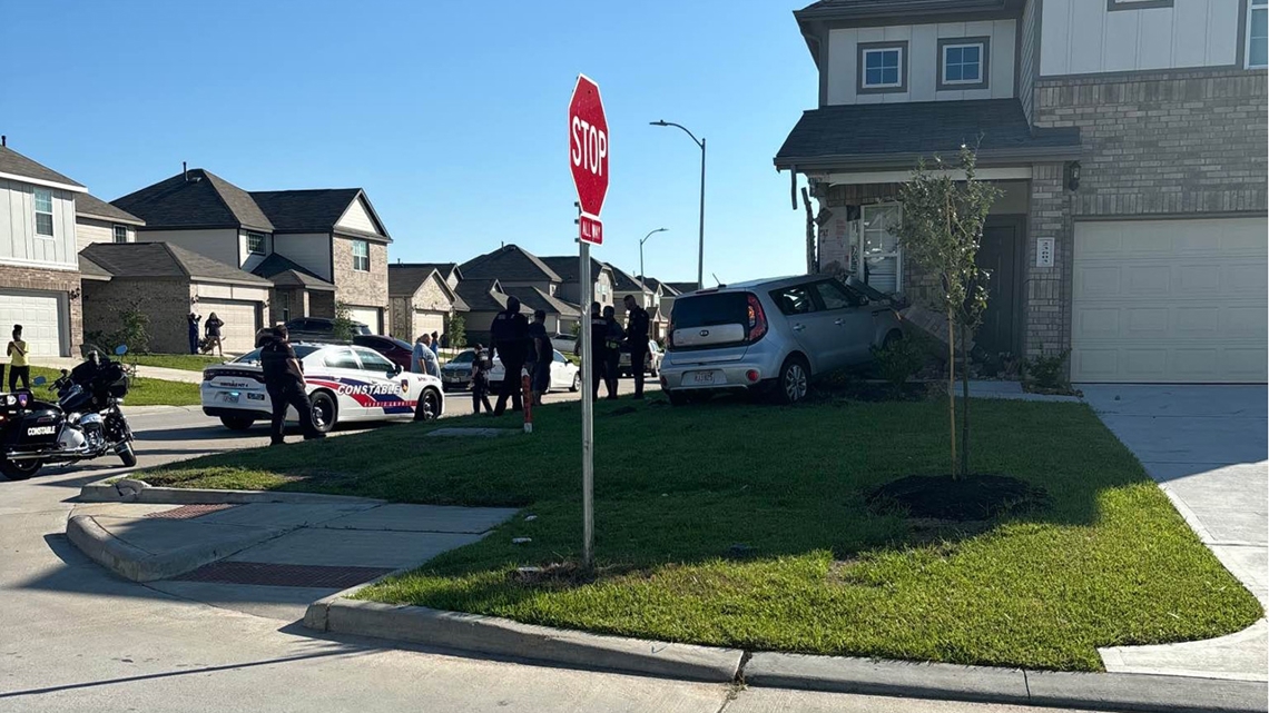 Chase Ends In Crash In North Harris County Suspects Arrested Khou