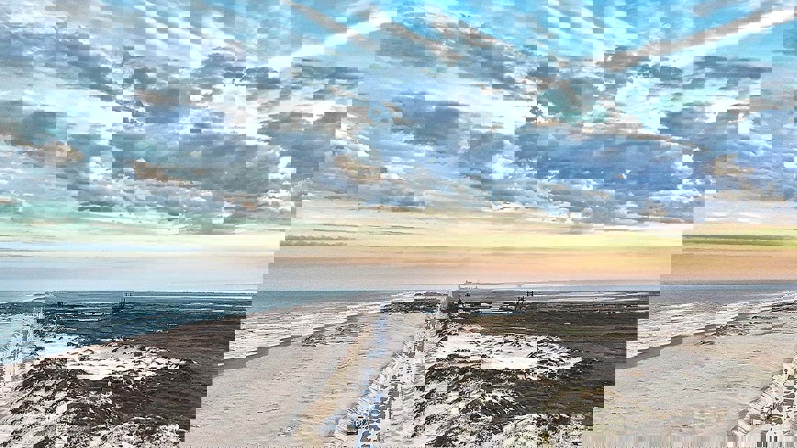 3 coastal communities in Texas among top 10 most affordable beach towns for retirees, study says
