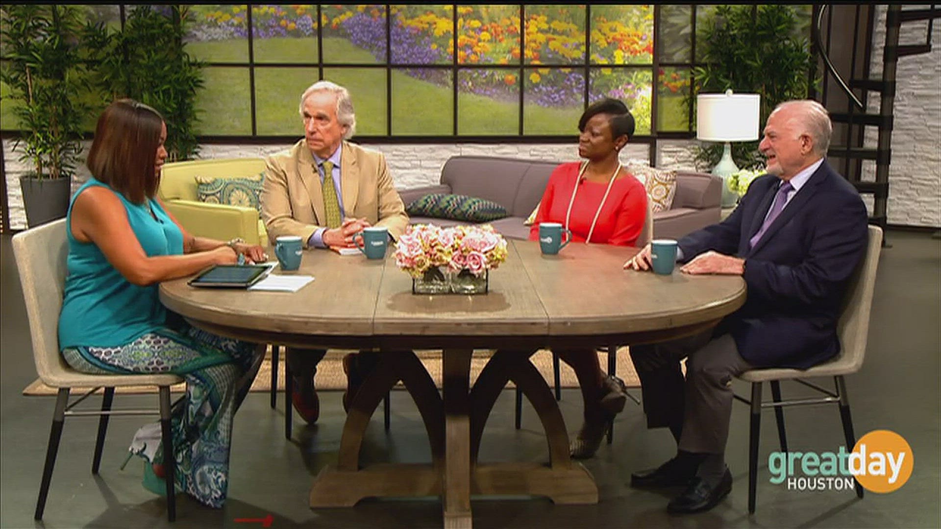 Henry Winkler, Dr. Dawn Kamilah Brown, and Dr. Jay Tarnow explain the effects of ADHD/ADD & Dyslexia and how to detect it early in children.