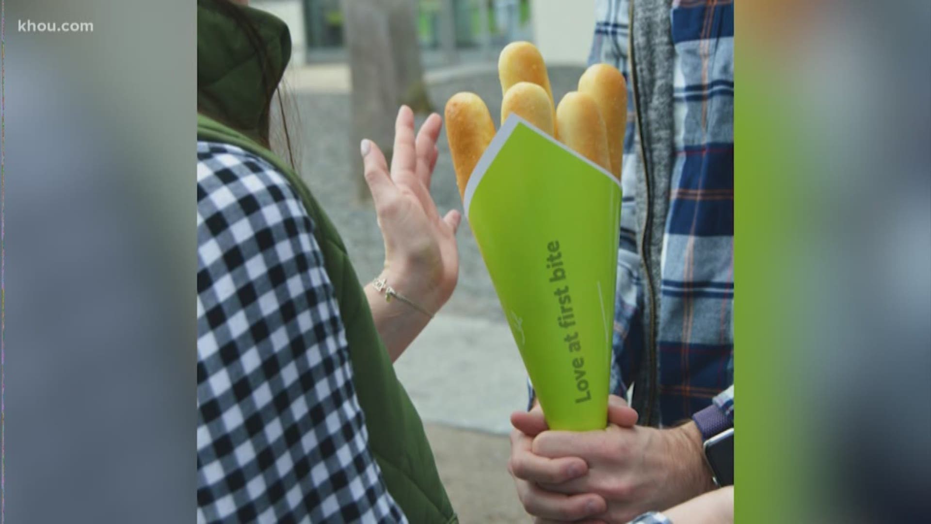 Love at first bite': Olive Garden offers bouquet of breadsticks