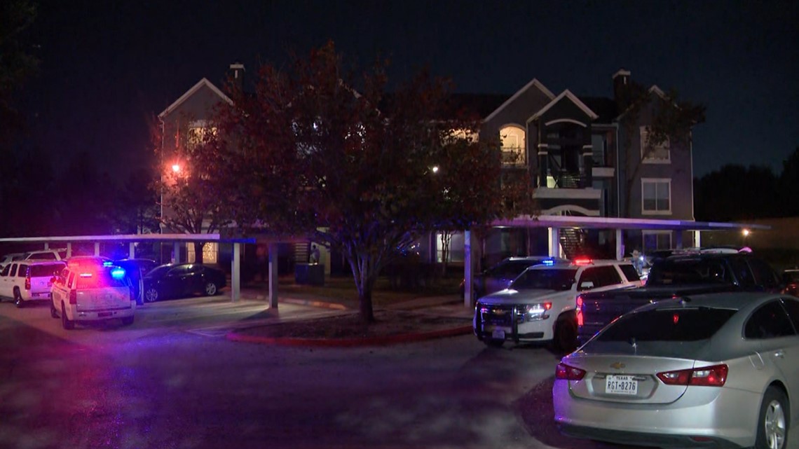 Man shot, killed inside apartment on Westfield Place Drive | khou.com