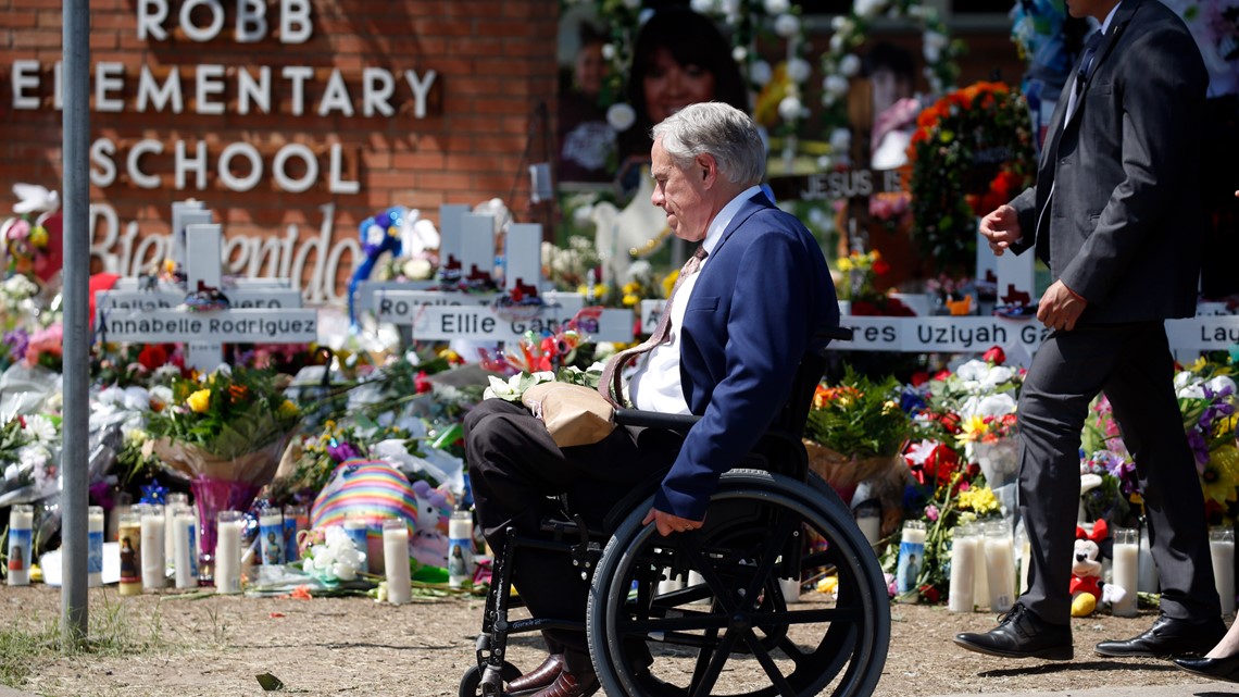 Penembakan di sekolah Uvalde, Texas: Abbott memanggil komite khusus