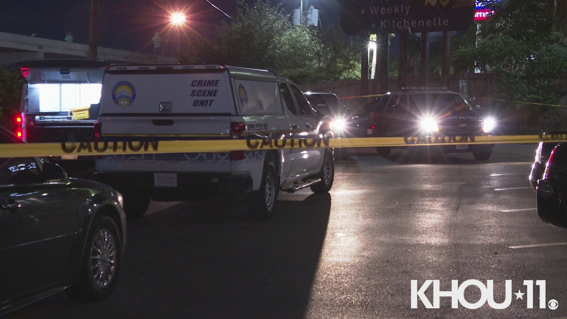 Houston police are investigating a shooting that left one man dead at a motel Friday night in southeast Houston.