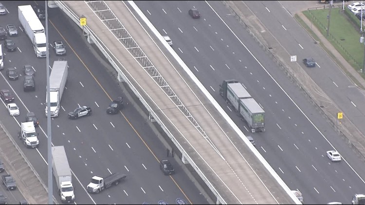 Deadly Crash On 59/Southwest Freeway Near Beltway 8 | Khou.com