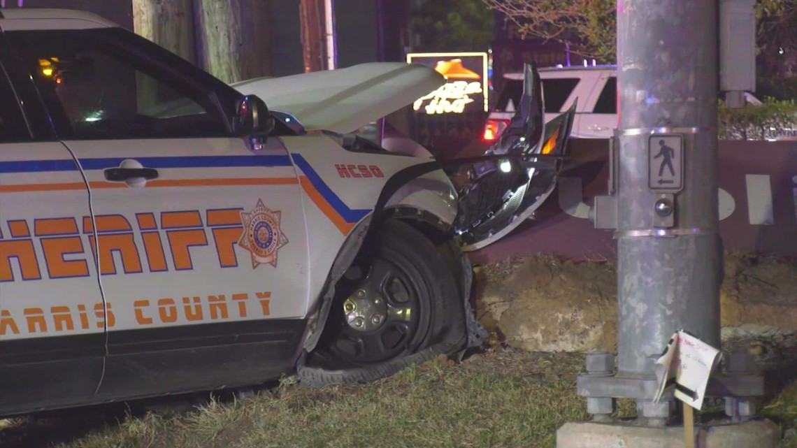 HCSO: Crash with Harris County deputy on Jones Road - Vimarsana News