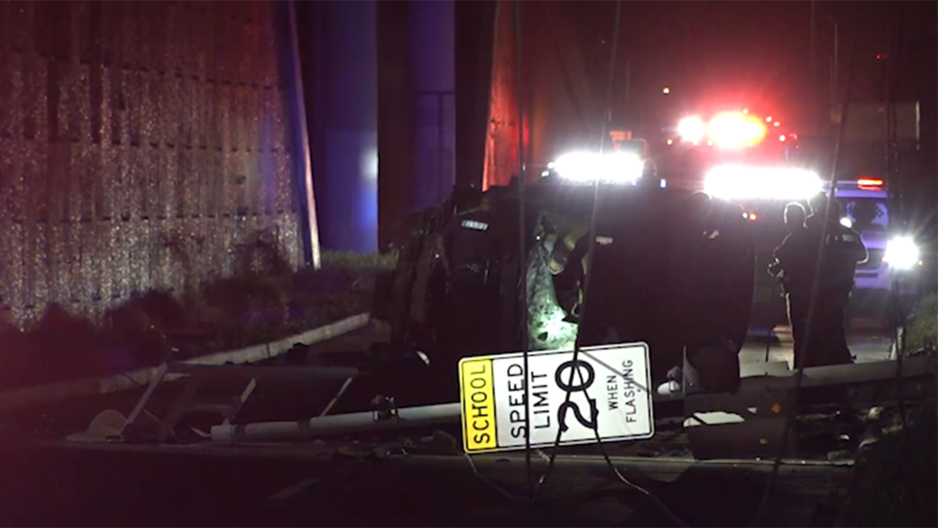Driver leads police on chase ending in crash in Harris County | khou.com