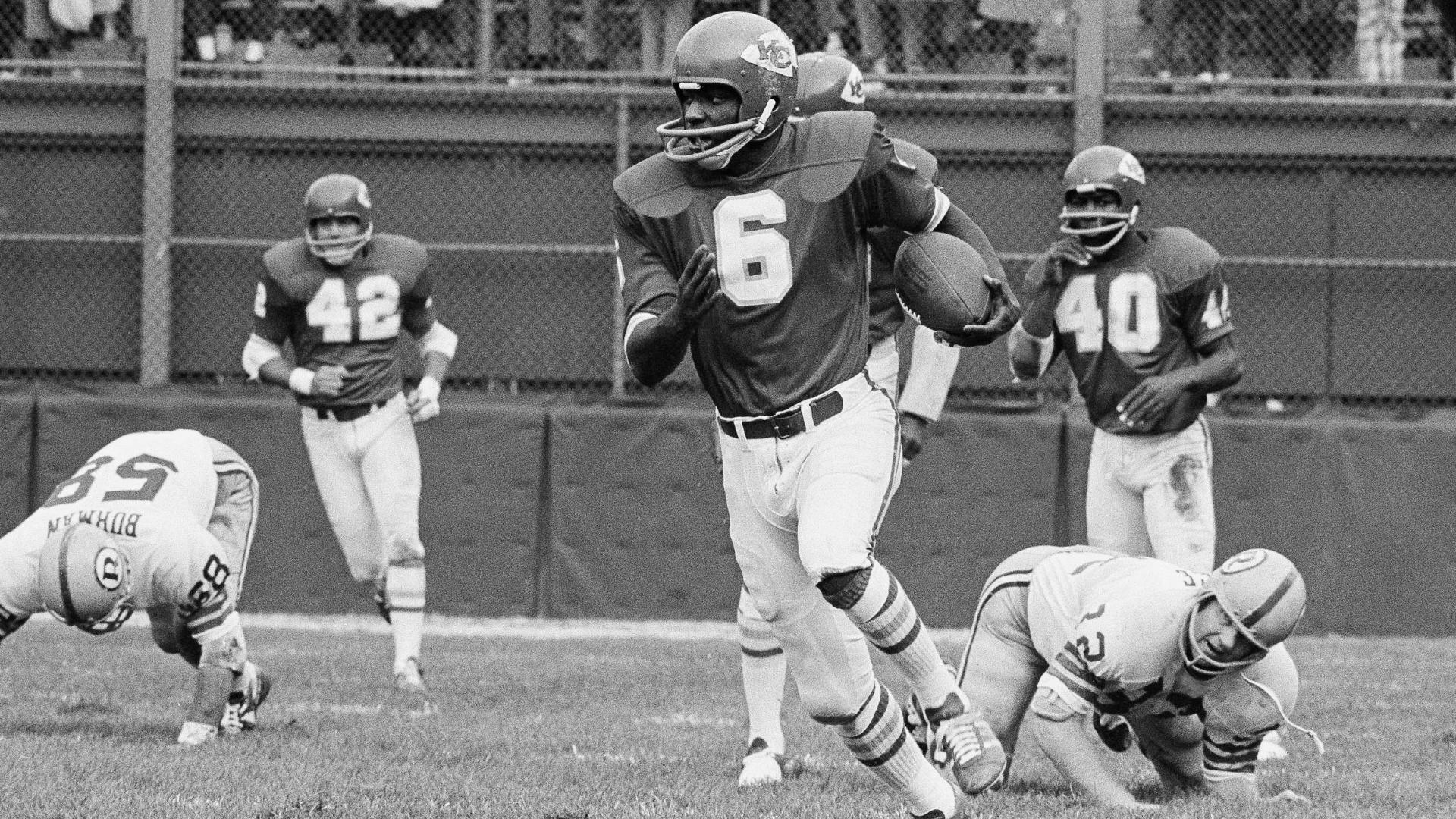 Exaggerated tire rims ('swangers'): Are they legal? | khou.com