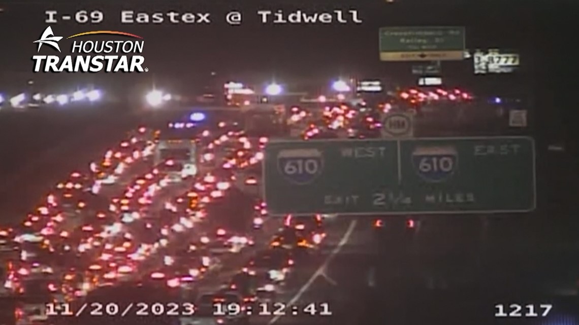Eastex Freeway reopens just outside 610 Loop following deadly crash